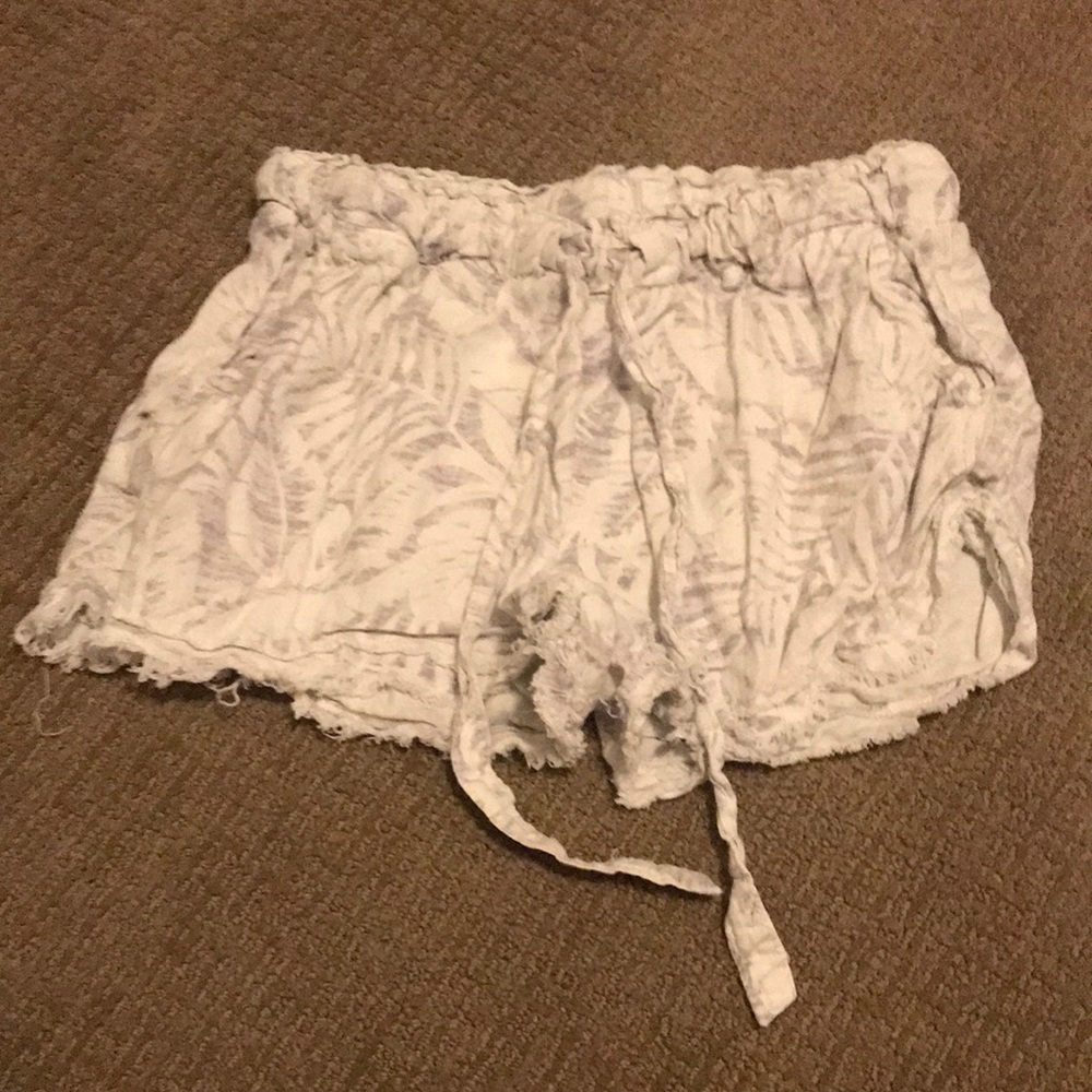 Forever 21,M,white,great condition.